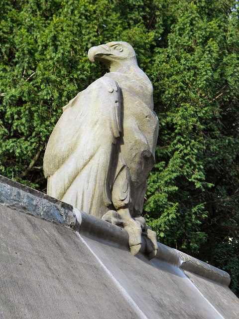 Vulture, Cardiff Animal Wall