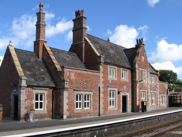 Frodsham - Station buildings © Dave Bevis :: Geograph Britain and Ireland