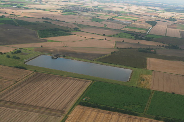 Cadney Reservoir and Hibaldstow ... © Chris :: Geograph Britain and Ireland