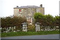 L6244 : Derelict RIC barracks - Ballyconneely Townland by Mac McCarron
