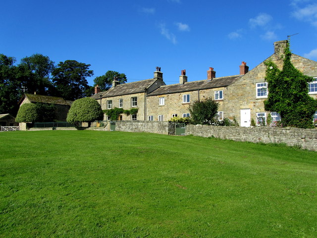 Cottages in Fearby