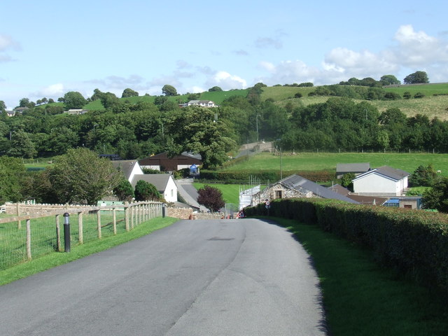 Lane near Bolton-le-Sands © Malc McDonald cc-by-sa/2.0 :: Geograph ...