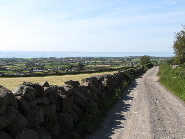 The Carrick Little Track descending towards the Head Road