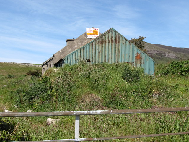 Derelict moorland fringe cottage