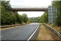 SO0728 : Bridge over the A470 near Brecon by Jaggery