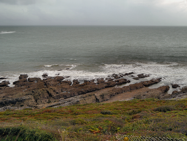 Rocky Shore, Limeslade Bay © David Dixon cc-by-sa/2.0 :: Geograph ...