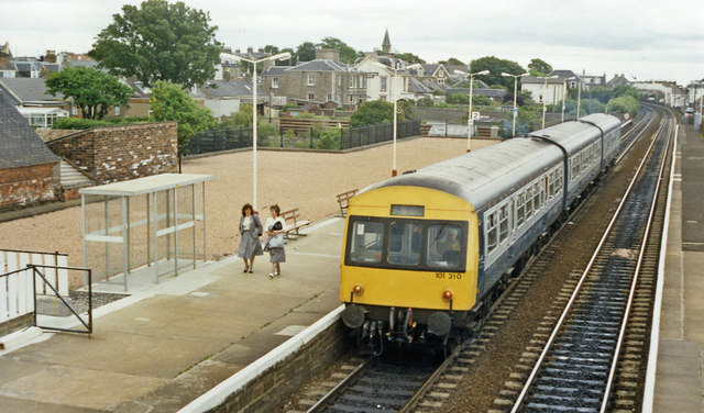 Carnoustie station, with DMU, 1988
