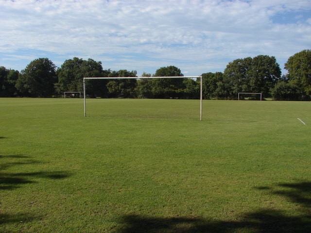 Football pitch, Frimley Lodge Park © Alan Hunt cc-by-sa/2 ...