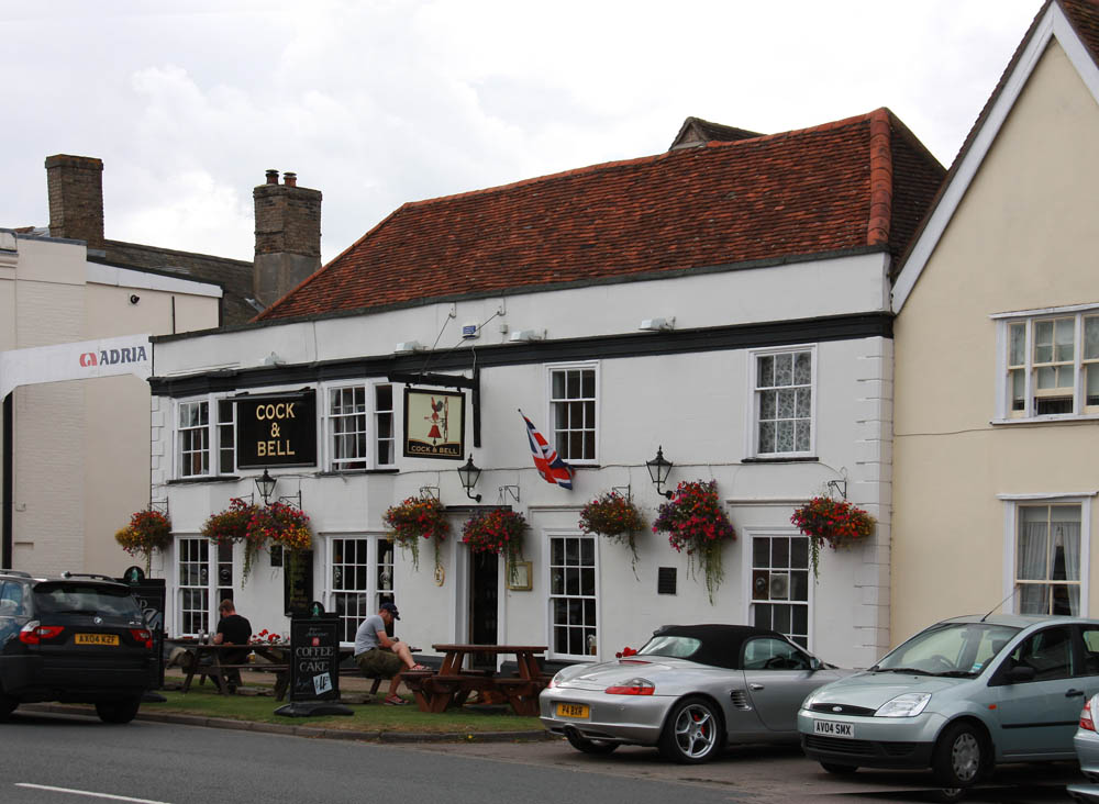 Cock & Bell, Long Melford © John Salmon :: Geograph Britain and Ireland