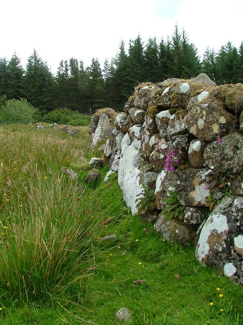 Old wall in Glenuachdarach