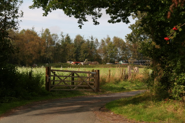 Sleightholme Dale Road approaching Common House