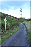 NM8327 : Gallanach Road and radio mast at Gallanach Beg by Steven Brown