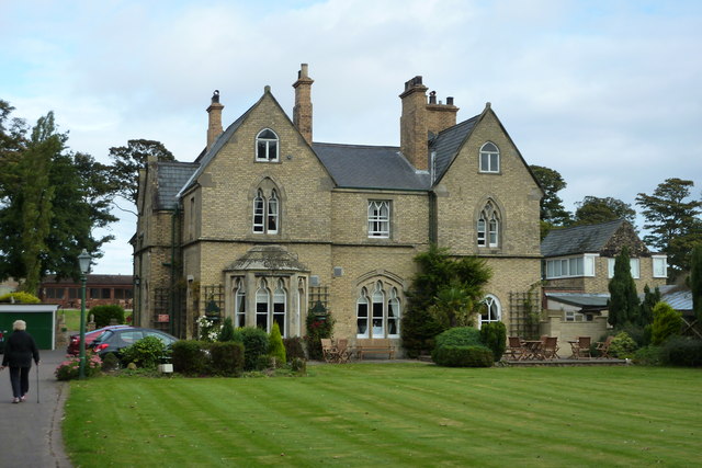 Sewerby Grange Hotel, Sewerby, East © Michael W Beales Bem Cc-by-sa 