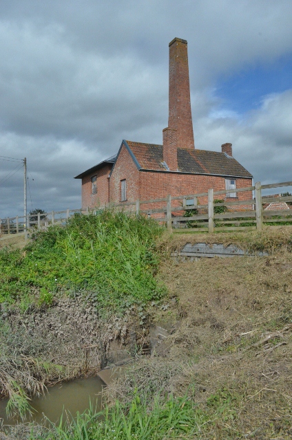 Westonzoyland Pumping Station © Ashley Dace :: Geograph Britain And Ireland