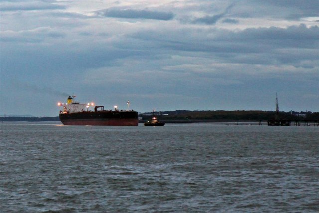 Elia, Tranmere Oil Terminal, River... © El Pollock cc-by-sa/2.0 ...