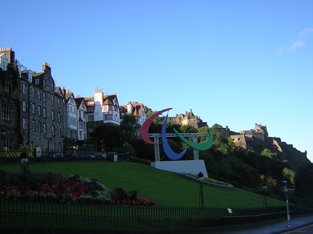 Edinburgh: Paralympic logo, The Mound