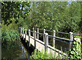 Berkhamsted - footbridge over River Bulbourne