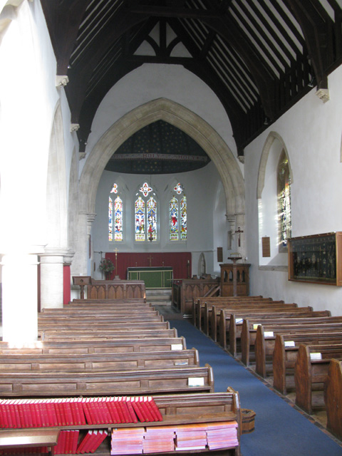 The interior of St Peter's church,... © Nick Smith cc-by-sa/2.0 ...