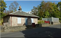 NS3083 : Old Millig Toll House by Lairich Rig