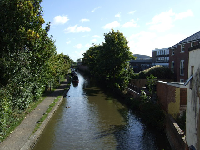 Grand Union Canal, Royal Leamington Spa © JThomas cc-by-sa/2.0 ...