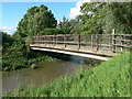 SK6918 : Footbridge across the River Wreake by Mat Fascione
