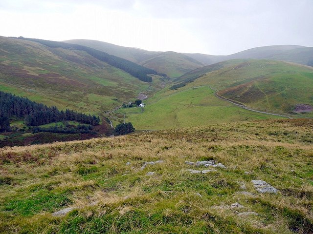 Trowupburn from the south-west  ridge of Great Hetha