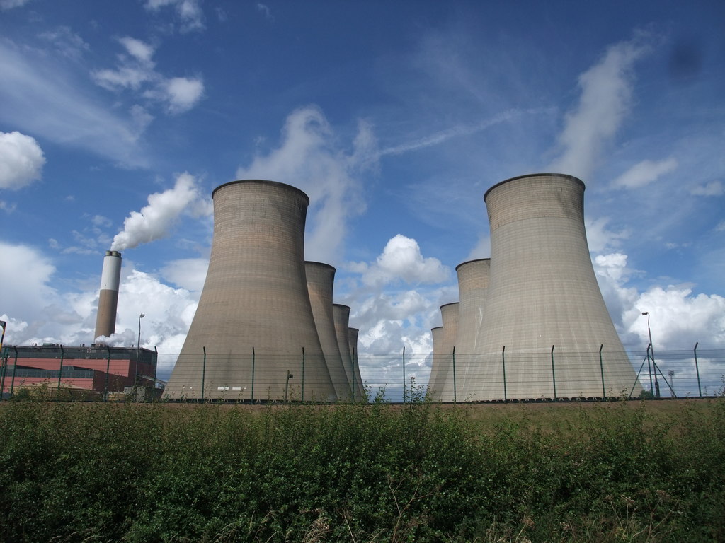 Cottam Power station from Torksey Ferry... © Tim Heaton cc-by-sa/2.0 ...