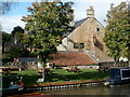 Canalside gardens, The Barge Inn, Bradford-on-Avon