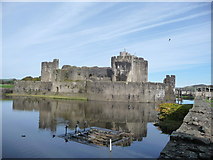 ST1586 : View of Caerphilly Castle and lake by Jeremy Bolwell