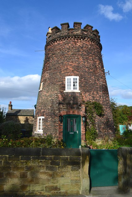 Former windmill on Clayfield Lane, Wentworth