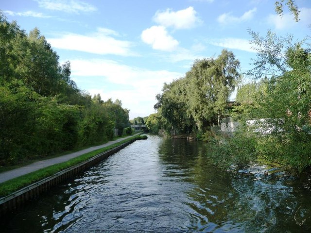Narrows on the Worcester & Birmingham Canal