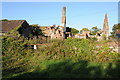 Ruined farm buildings near Bevington