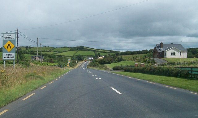 Rural settlement along the R181... © Eric Jones :: Geograph Britain and ...