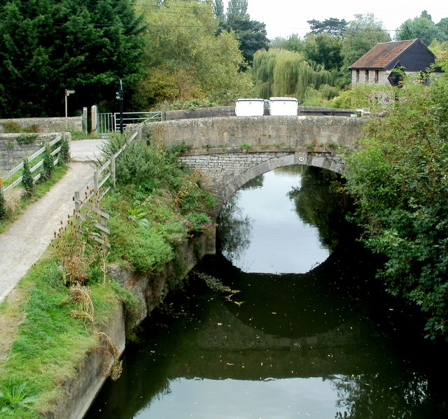 Canal bridge 213, Keynsham