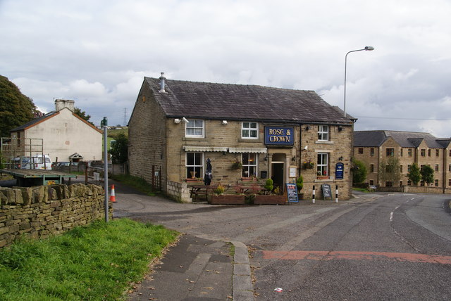 The Rose & Crown, Edgworth © Bill Boaden cc-by-sa/2.0 :: Geograph ...