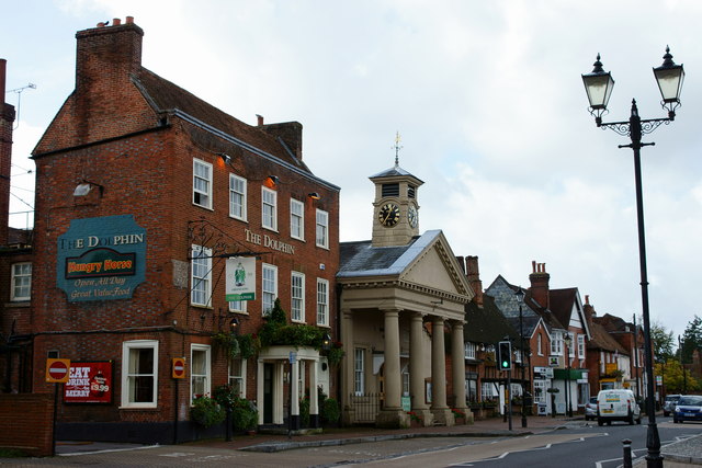 High Street, Botley, Hampshire © Peter Trimming :: Geograph Britain and ...