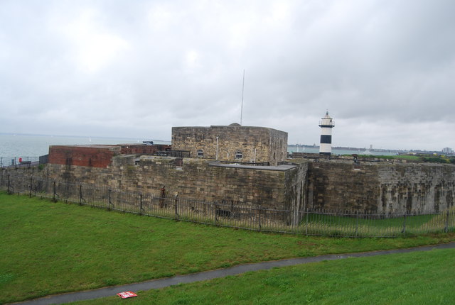 Southsea Castle © N Chadwick cc-by-sa/2.0 :: Geograph Britain and Ireland