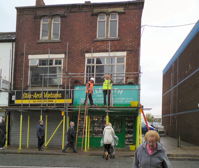 Yellow scaffolding © Gerald England :: Geograph Britain and Ireland