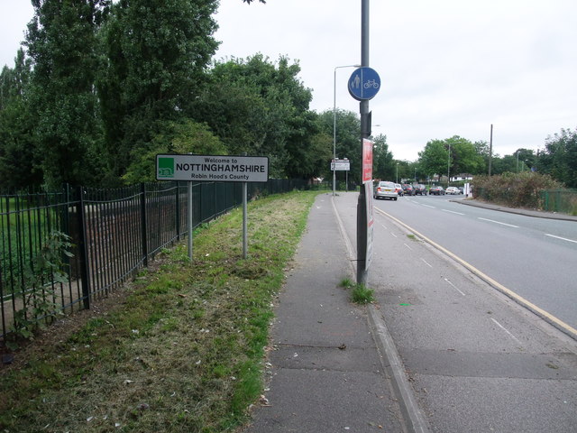 Cycle Route 6 entering Nottinghamshire
