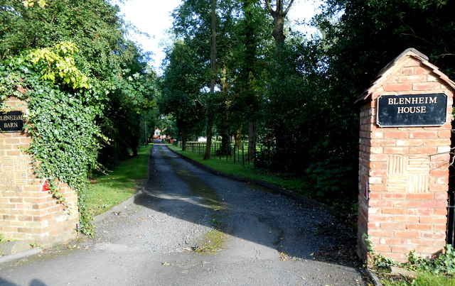 Entrance to Blenheim Farm