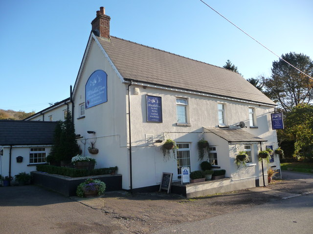 The Woodlands Tavern, Llanvair Discoed © Jeremy Bolwell :: Geograph ...