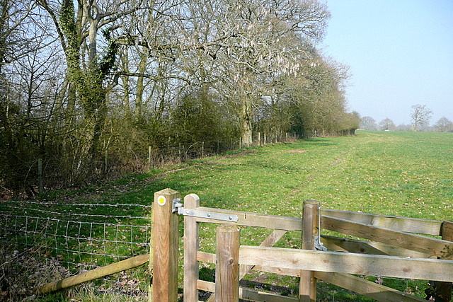 Footpath towards The Green