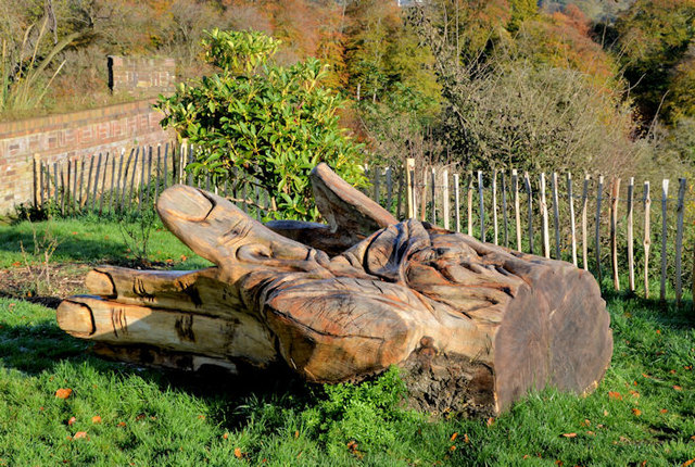 Carving, Terrace Hill, Belfast (4)