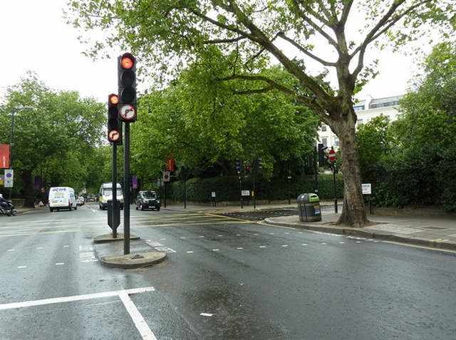 Junction of Bayswater Road and Brook Street ,W2