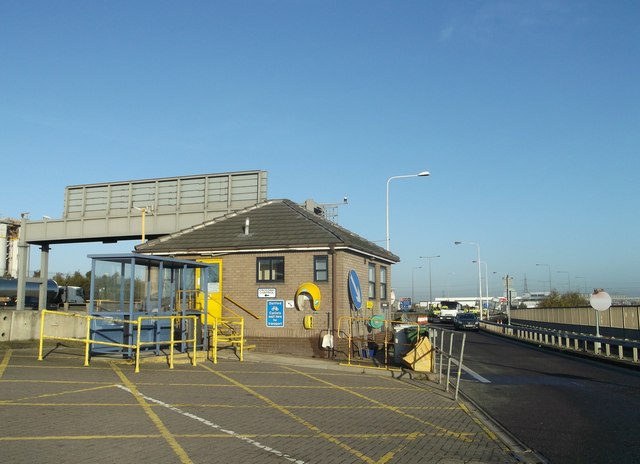 Crossing Control Offices (Essex), M25