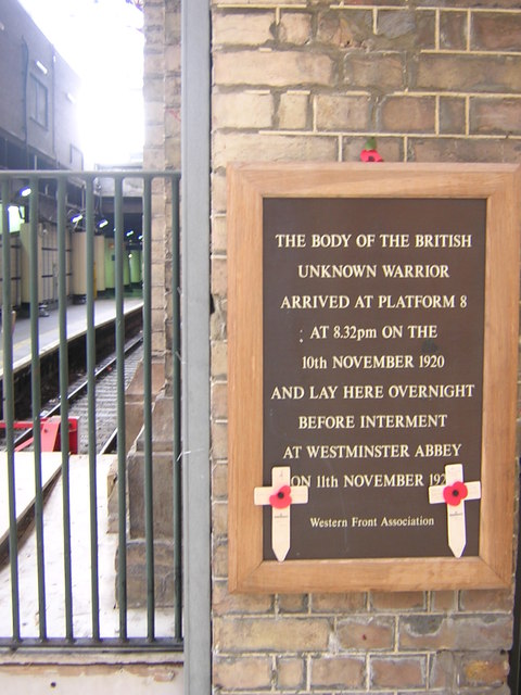 London Victoria station: memorial to the Unknown Warrior
