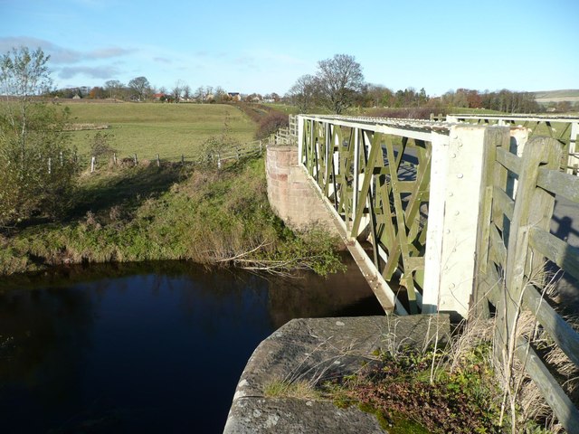 'Weak Bridge' over the River Till
