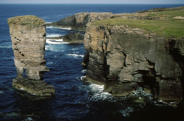 Castle of Yesnaby © Russel Wills :: Geograph Britain and Ireland