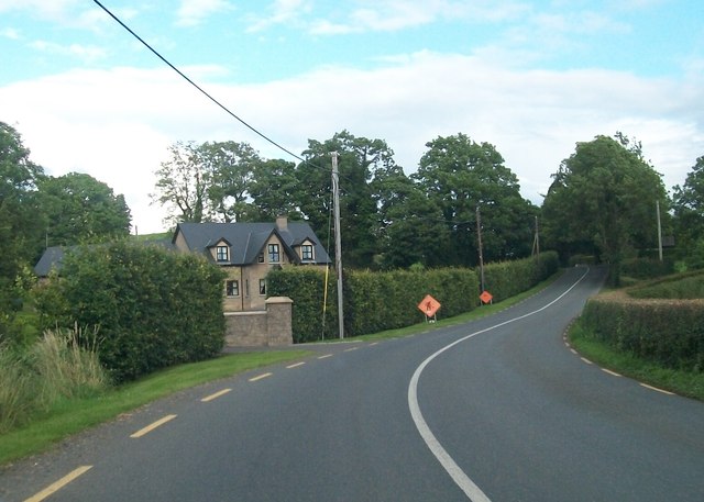 New house alongside the R183 between Mullaghmore West and Cladowen