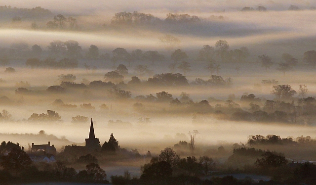 Castlemorton church and November mist © Bob Embleton :: Geograph ...